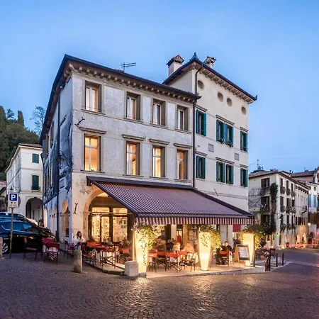 Palazzo Benassi Penthouse Apartman *